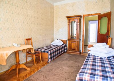 Номер «Эконом двухкомнатный 4-местный» в санатории «Вернер» в г. Ессентуки - фотография