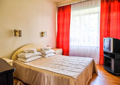 Двухкомнатный номер Комфорт в санатории «Вернер» в г. Ессентуки - фотография