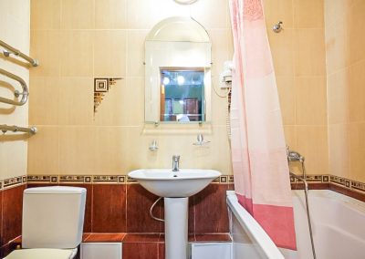 Двухкомнатный номер Комфорт в санатории «Вернер» в г. Ессентуки - фотография