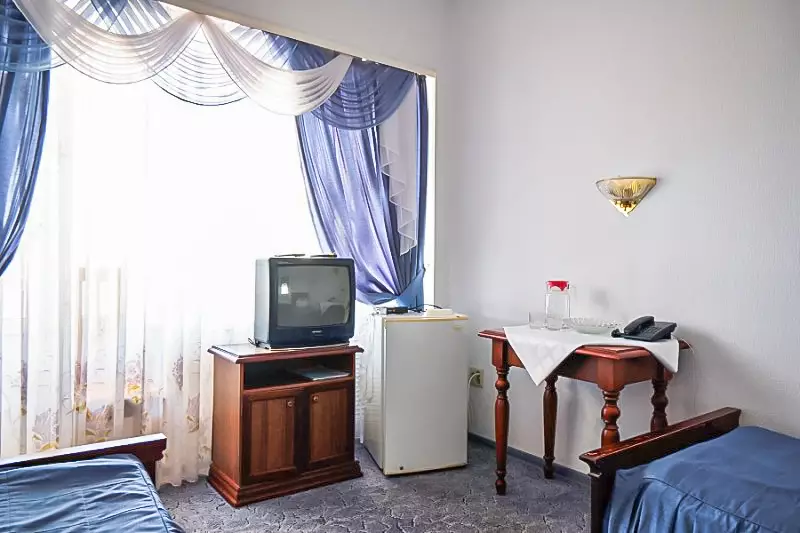 Однокомнатный двухместный номер Стандарт в санатории «Вернер» в г. Ессентуки - фотография