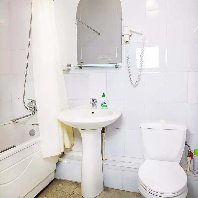 Однокомнатный одноместный номер Стандарт в санатории «Вернер» в г. Ессентуки - фотография